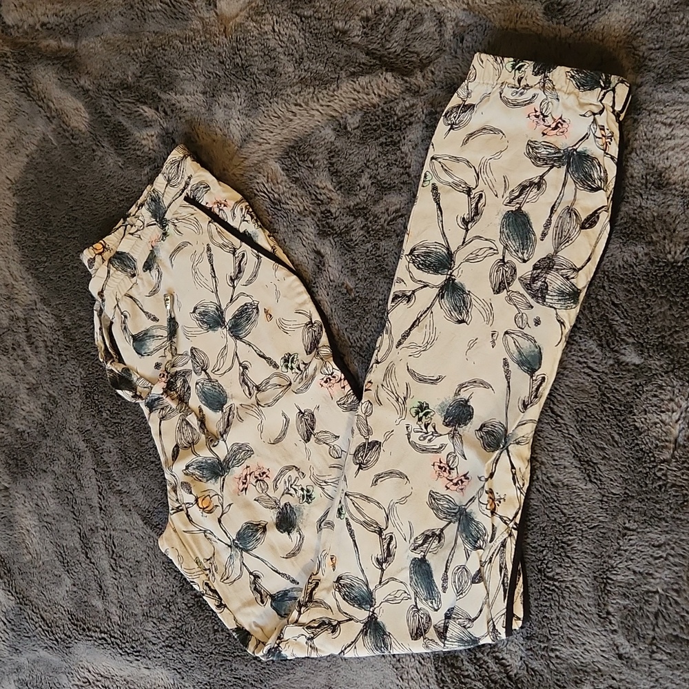 Fluid floral jogger